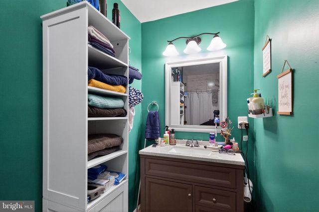 31 3RD AVE, Baltimore, MD 21227