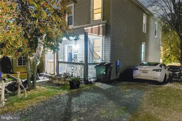 31 3RD AVE, Baltimore, MD 21227