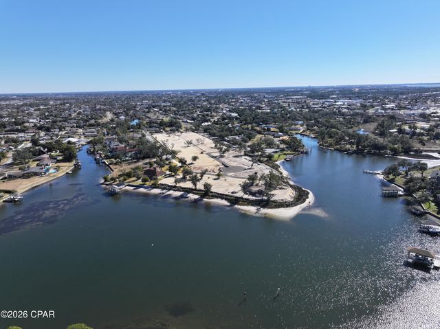 2913 W 27th Court, Panama City, FL 32405