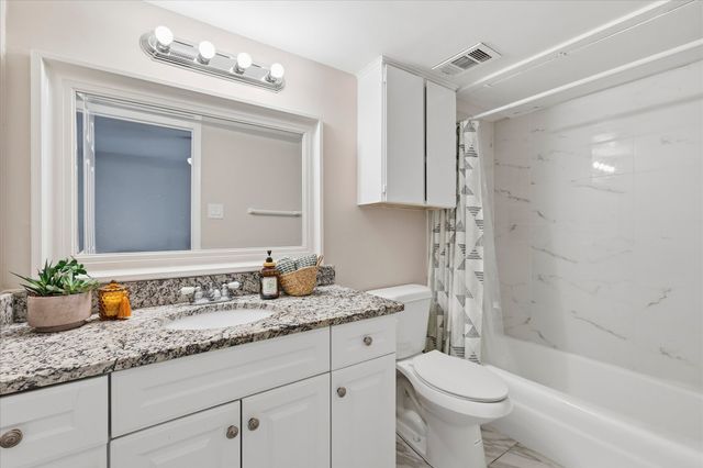 5930 Birchbrook Drive 217, Dallas, TX 75206