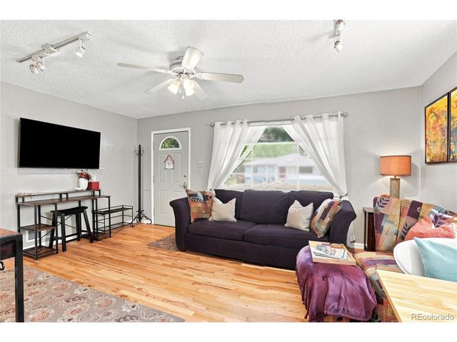 465 Winona Ct, Denver, CO 80204