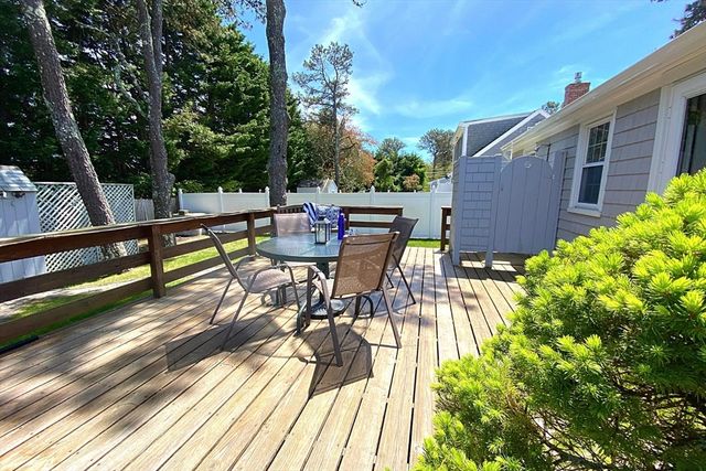 38 Cranberry Ln, Dennis, MA 02639