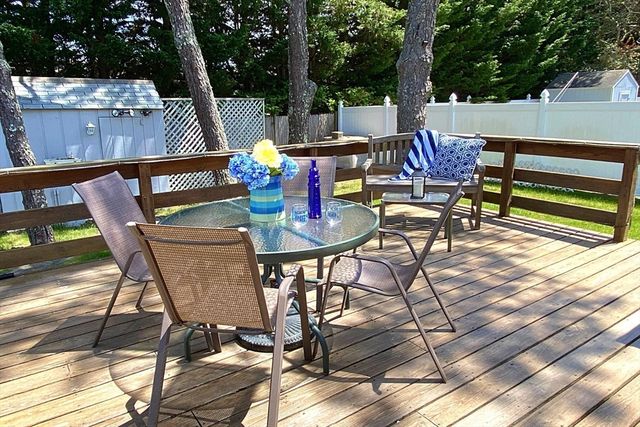 38 Cranberry Ln, Dennis, MA 02639