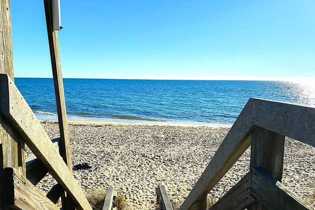 38 Cranberry Ln, Dennis, MA 02639