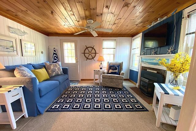 38 Cranberry Ln, Dennis, MA 02639