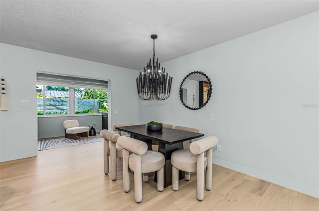 861 RAFAEL BOULEVARD NE, St Petersburg, FL 33704
