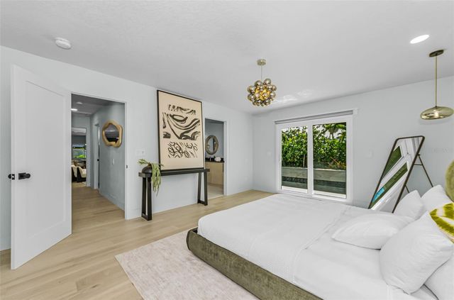 861 RAFAEL BOULEVARD NE, St Petersburg, FL 33704