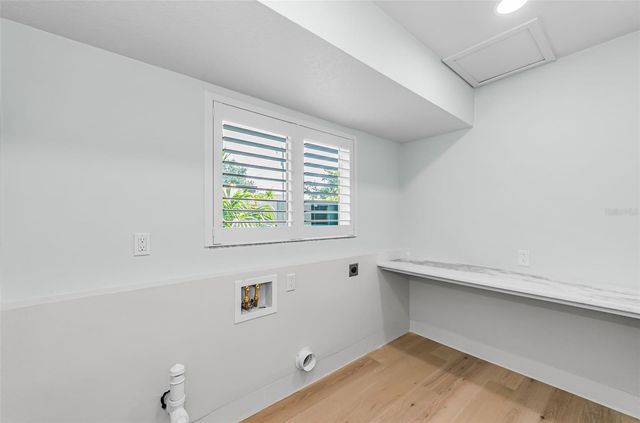 861 RAFAEL BOULEVARD NE, St Petersburg, FL 33704
