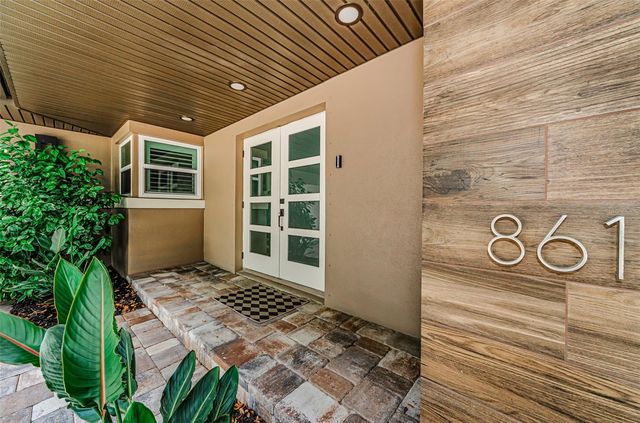 861 RAFAEL BOULEVARD NE, St Petersburg, FL 33704
