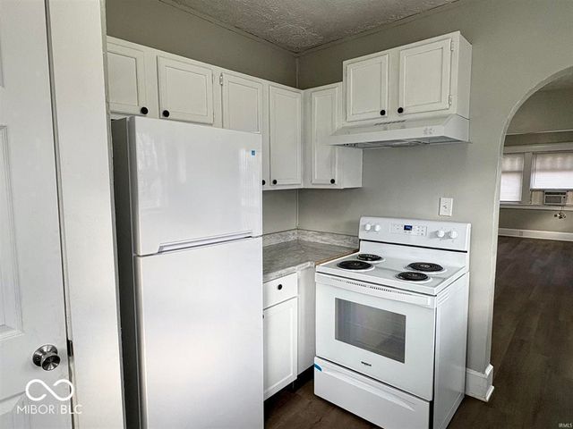 513 E Centennial Avenue, Muncie, IN 47303