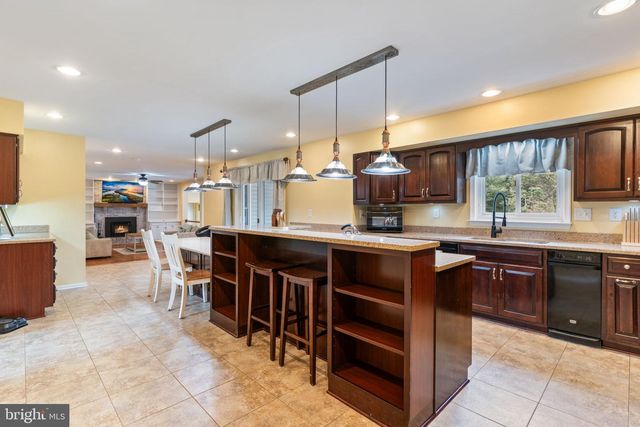 208 MORGANS RIDGE CT, La Plata, MD 20646