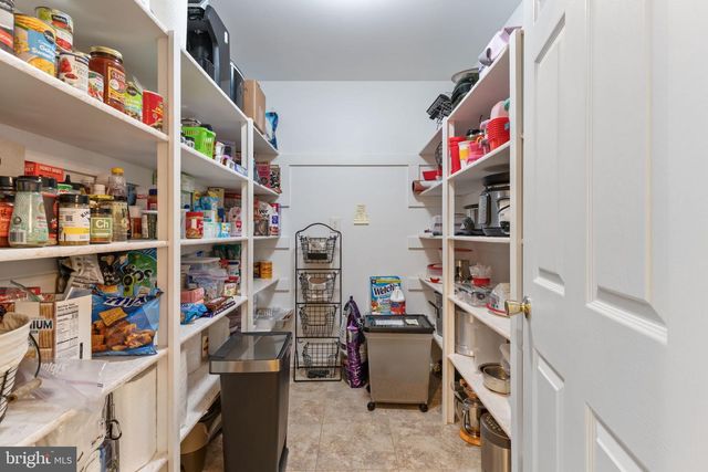 208 MORGANS RIDGE CT, La Plata, MD 20646