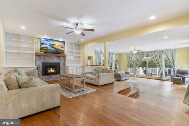 208 MORGANS RIDGE CT, La Plata, MD 20646