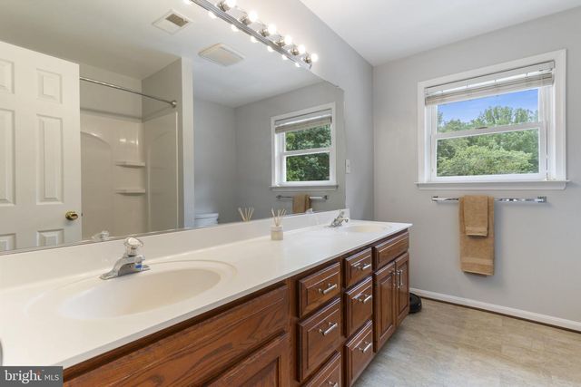 208 MORGANS RIDGE CT, La Plata, MD 20646