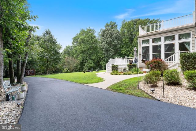 208 MORGANS RIDGE CT, La Plata, MD 20646