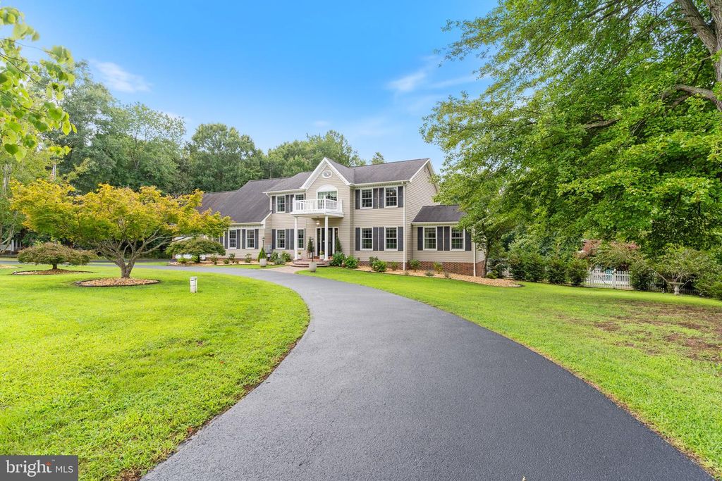 208 MORGANS RIDGE CT, La Plata, MD 20646