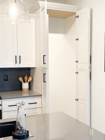 4006 Unbridled Avenue, Iowa City, IA 52240