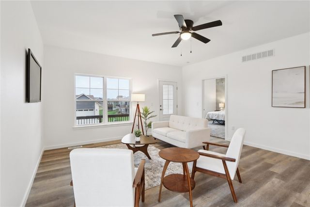 4006 Unbridled Avenue, Iowa City, IA 52240