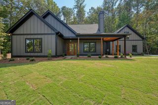8697 W 136 Highway, Talking Rock, GA 30175