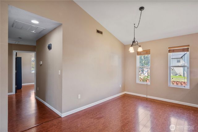 928 W Cherry Street, Centralia, WA 98531