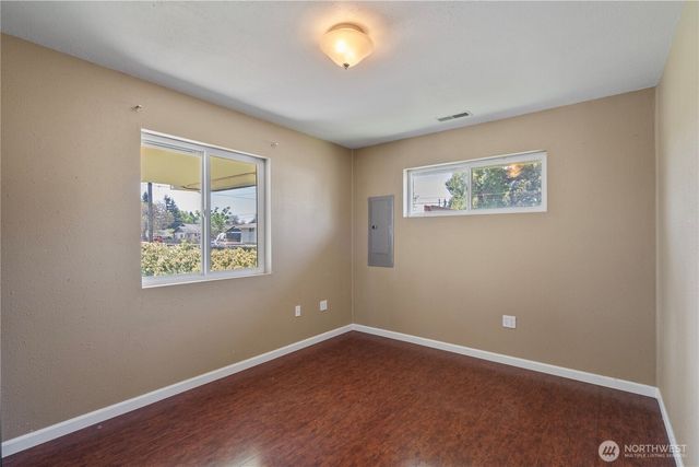 928 W Cherry Street, Centralia, WA 98531