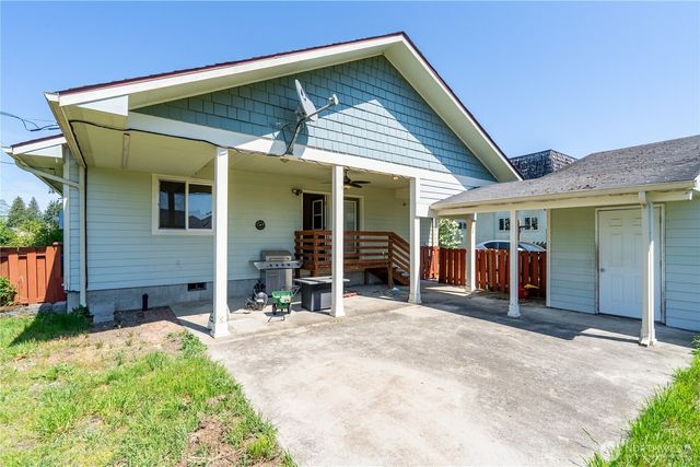 928 W Cherry Street, Centralia, WA 98531
