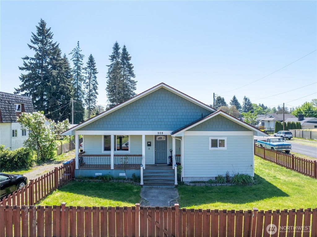 928 W Cherry Street, Centralia, WA 98531