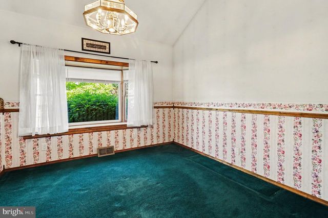 817 WORTHINGTON DR, Warminster, PA 18974