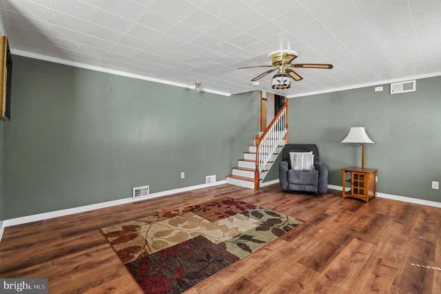 817 WORTHINGTON DR, Warminster, PA 18974
