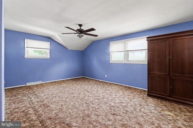 817 WORTHINGTON DR, Warminster, PA 18974