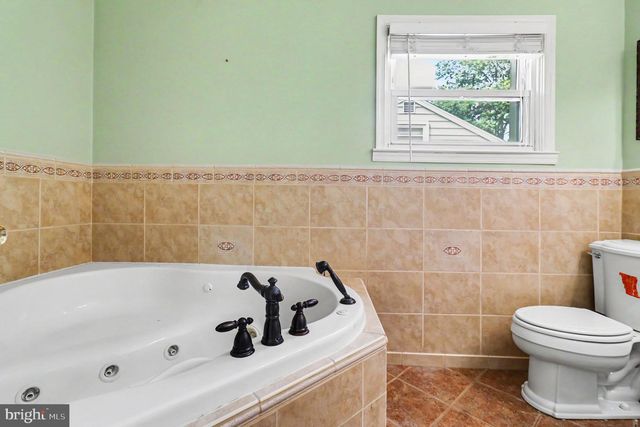 817 WORTHINGTON DR, Warminster, PA 18974