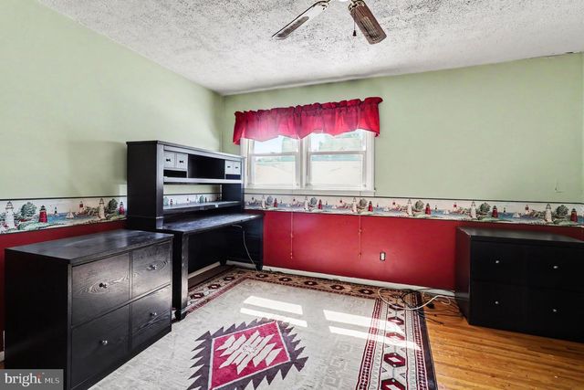817 WORTHINGTON DR, Warminster, PA 18974