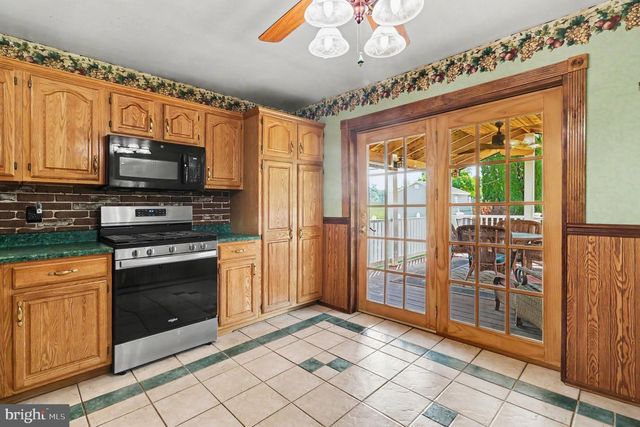 817 WORTHINGTON DR, Warminster, PA 18974