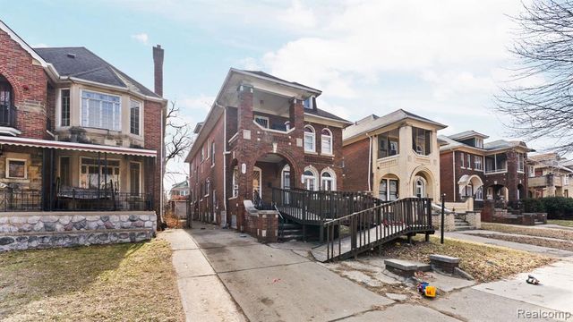 2951 Leslie Street, Detroit, MI 48238