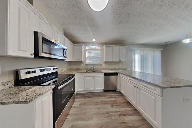 368 Dunagan Chase Drive, Lawrenceville, GA 30045