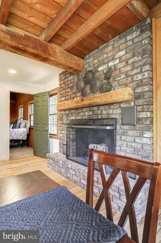 1175 S MEADOW LN, Palmyra, PA 17078