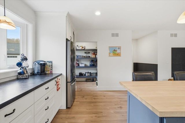 55-57 Lefebvre Lane, Williston, VT 05495