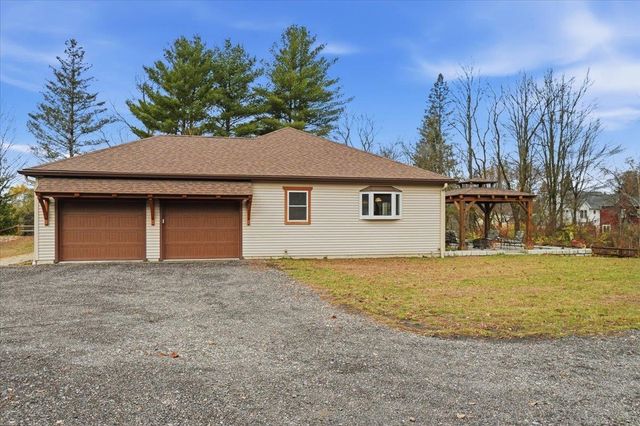 55-57 Lefebvre Lane, Williston, VT 05495