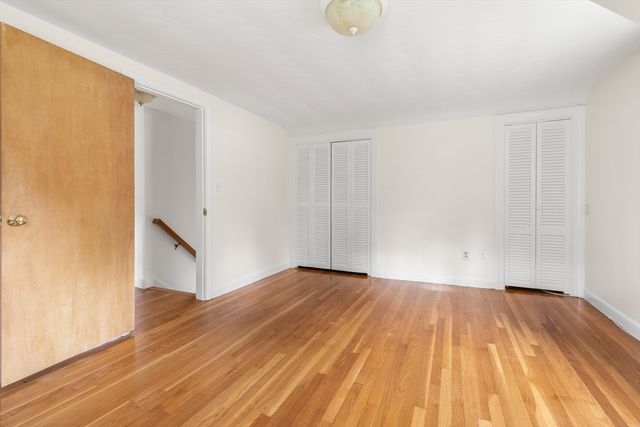 10 Glen Rd, Topsfield, MA 01983