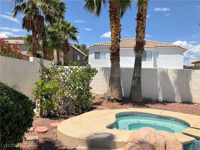 8228 Fawn Brook Court, Las Vegas, NV 89149