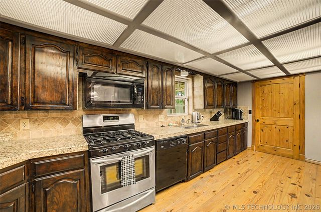 7935 E 86 Street N, Owasso, OK 74055