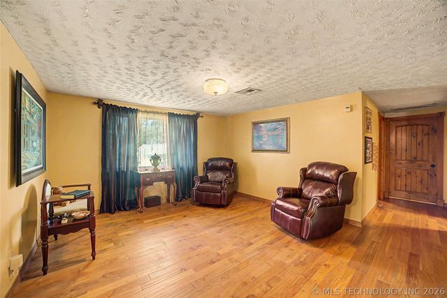 7935 E 86 Street N, Owasso, OK 74055