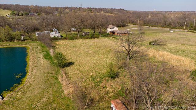 7935 E 86 Street N, Owasso, OK 74055