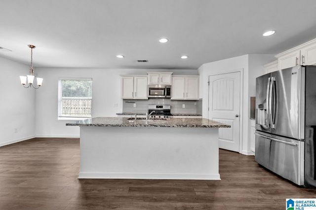 852 HUNTINGTON TRACE, Chelsea, AL 35043
