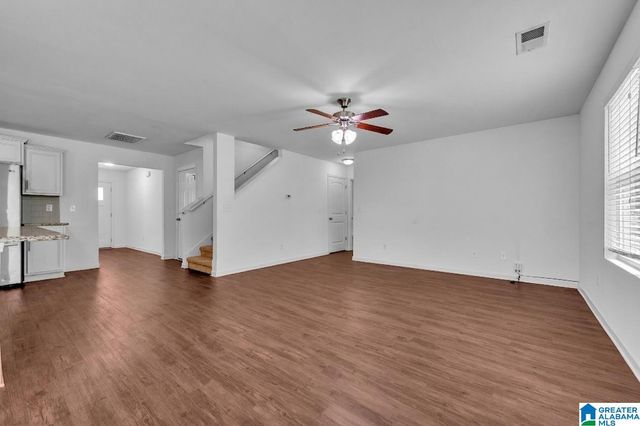852 HUNTINGTON TRACE, Chelsea, AL 35043