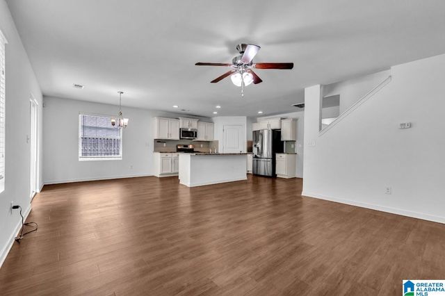 852 HUNTINGTON TRACE, Chelsea, AL 35043