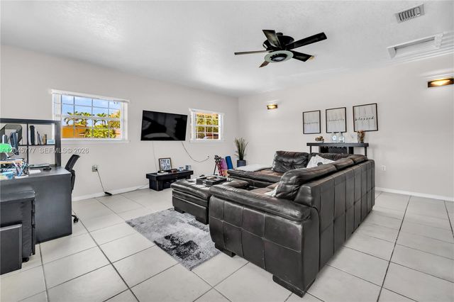12805 SW 193rd Ter, Miami, FL 33177