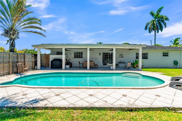 12805 SW 193rd Ter, Miami, FL 33177