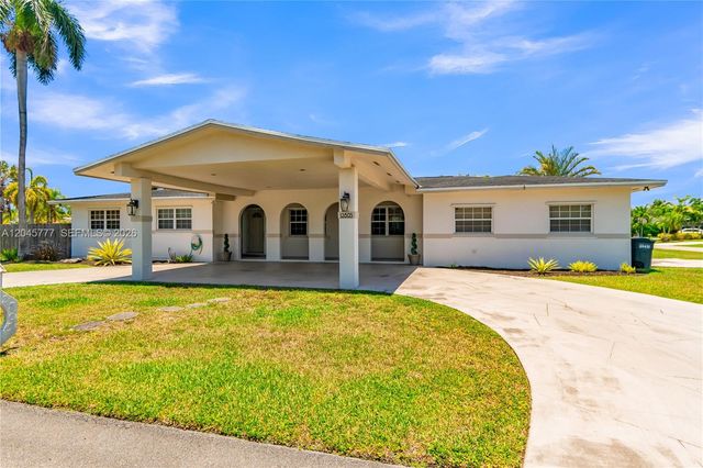 12805 SW 193rd Ter, Miami, FL 33177