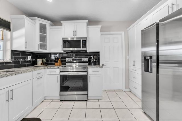 12805 SW 193rd Ter, Miami, FL 33177